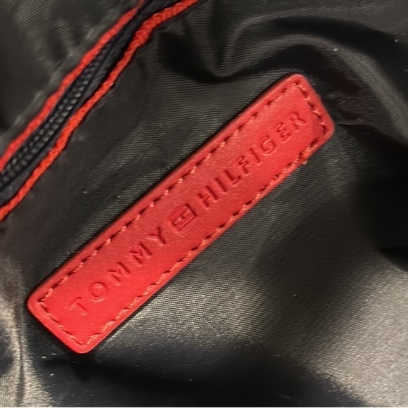 Tommy Hilfiger Classic Stripe Tan Logo Print Tote Bag - Picture 3 of 7